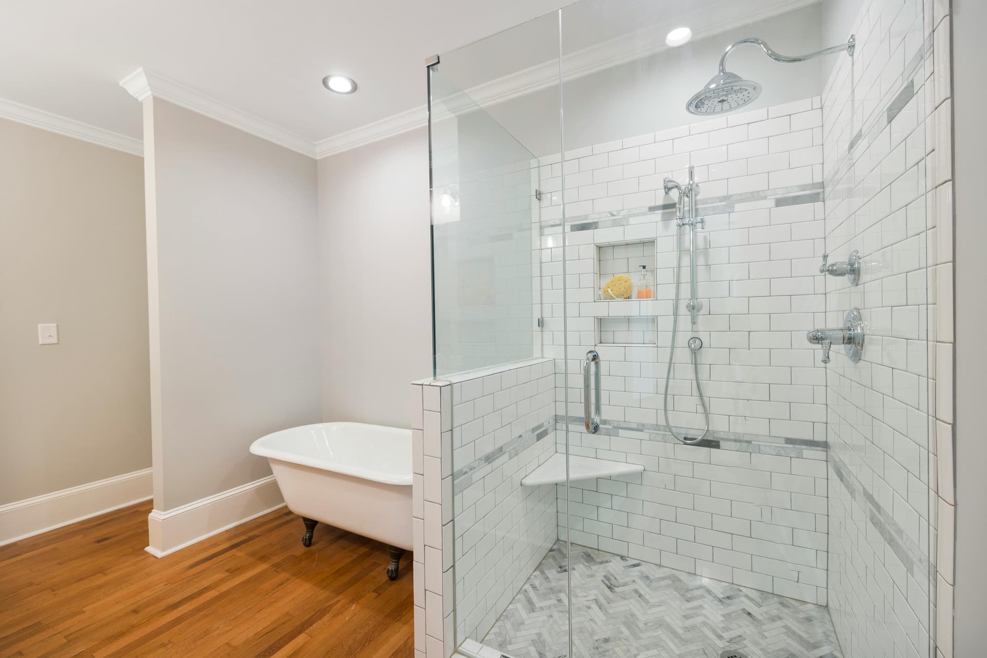 Illuminated Bathroom Cabinets for Modern Storage